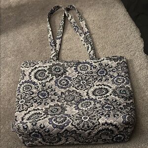 Vera Bradley Tote
